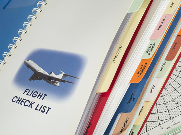 Aviation Legislation: Neuer Kombikurs schult Luftrecht für CAMO- und Instandhaltungsmitarbeiter in einem Online-Training